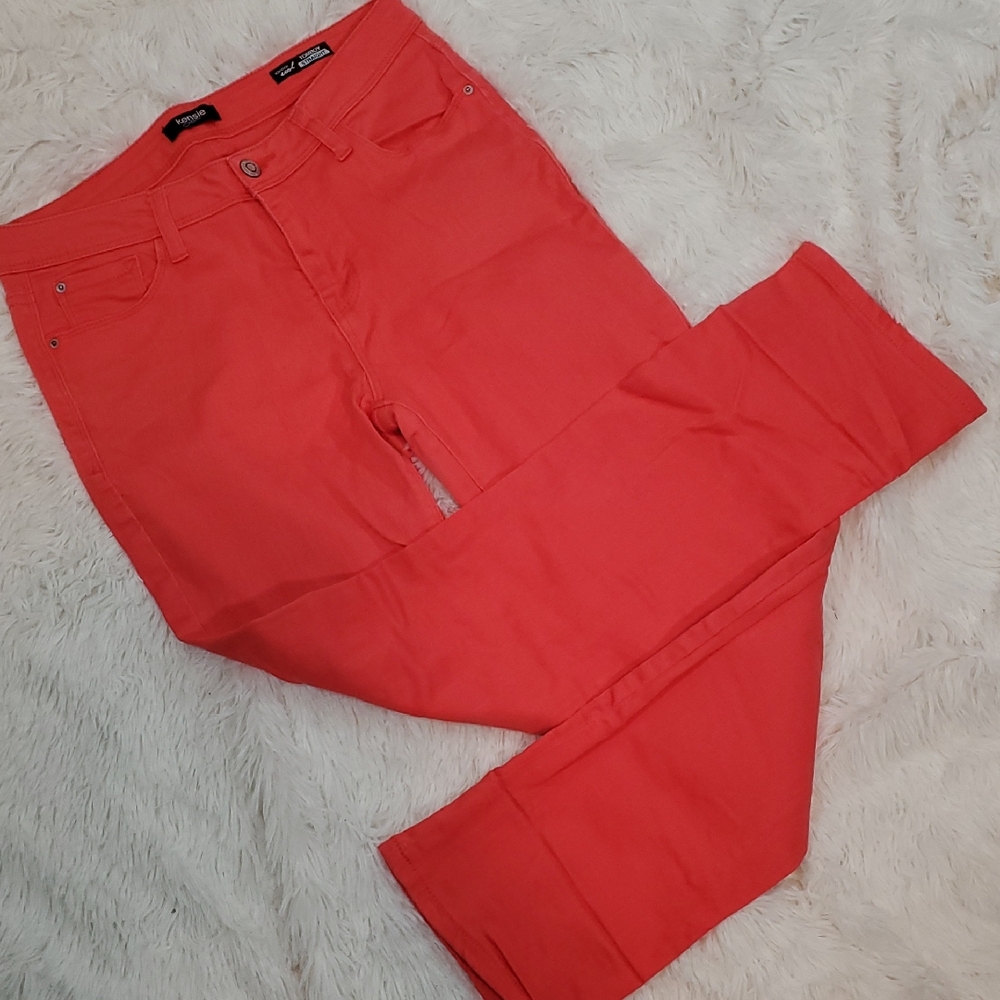 Kensie Jeans Tomboy Straight Leg Coral Jeans Size 6